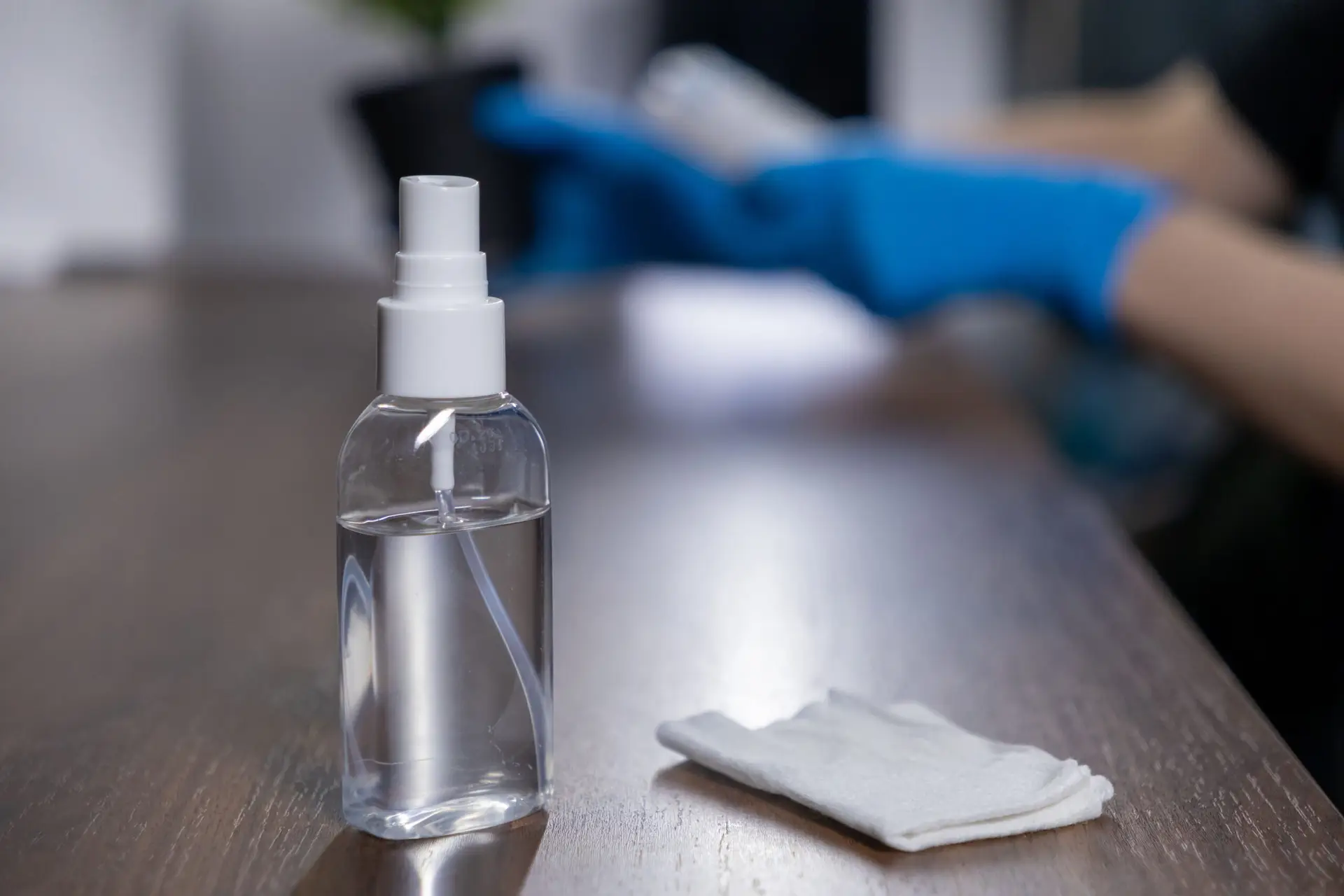 Disinfecting Spray vs Wipes